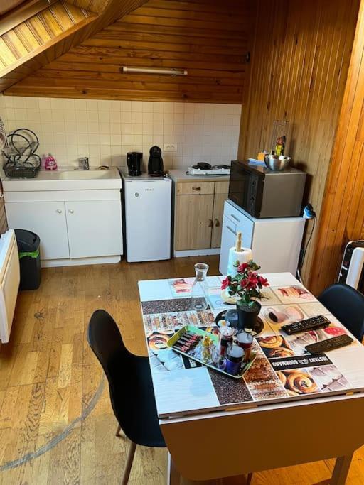 Studio Hyper Centre Tulle Apartment Bagian luar foto
